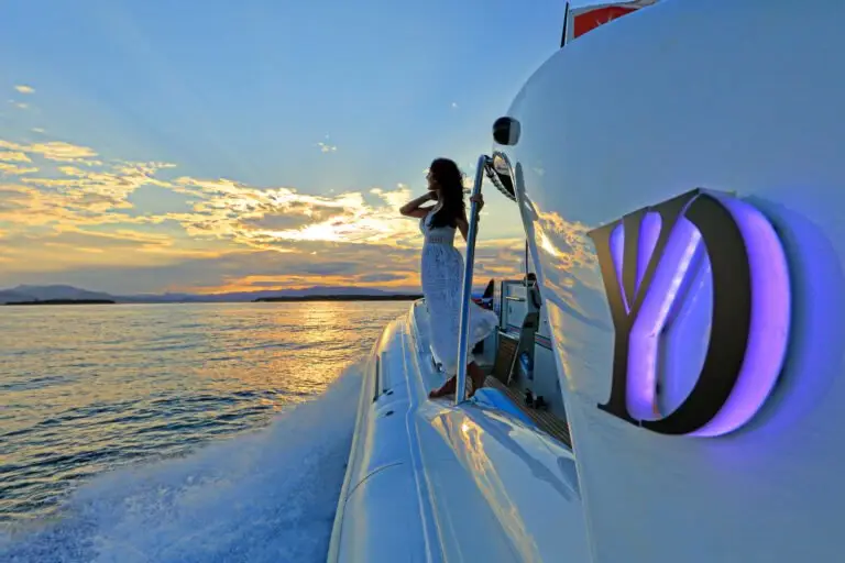 httpwww.yacht-yesdarling-40-scaled-768x512